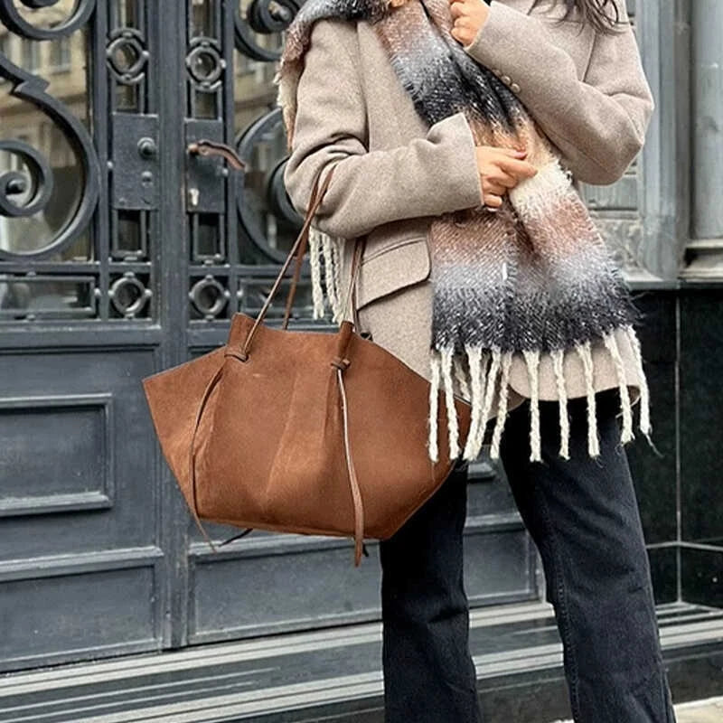 Vintage Velora Tote