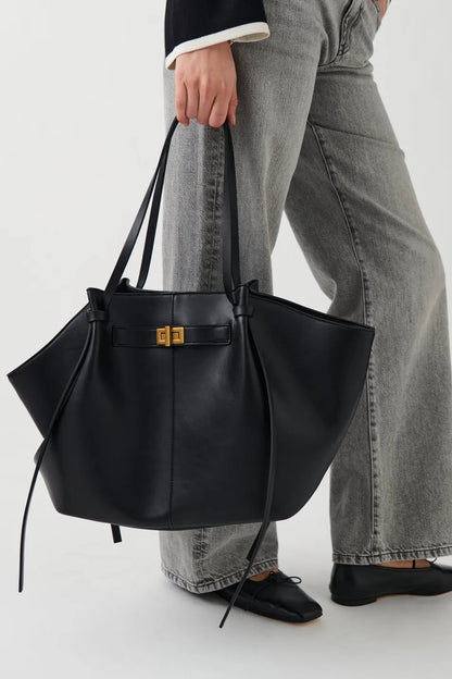 The Valora Bag